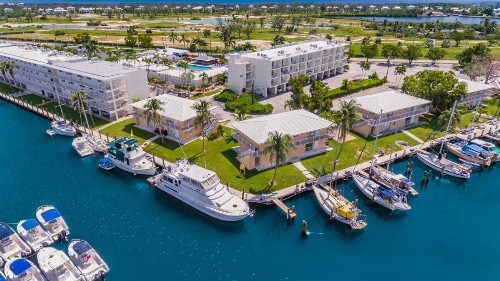 Skipjack Resort & Marina - image 40