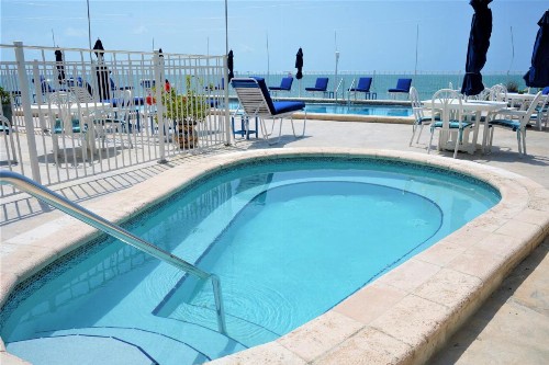 Glunz Ocean Beach Hotel and Resort - image 44