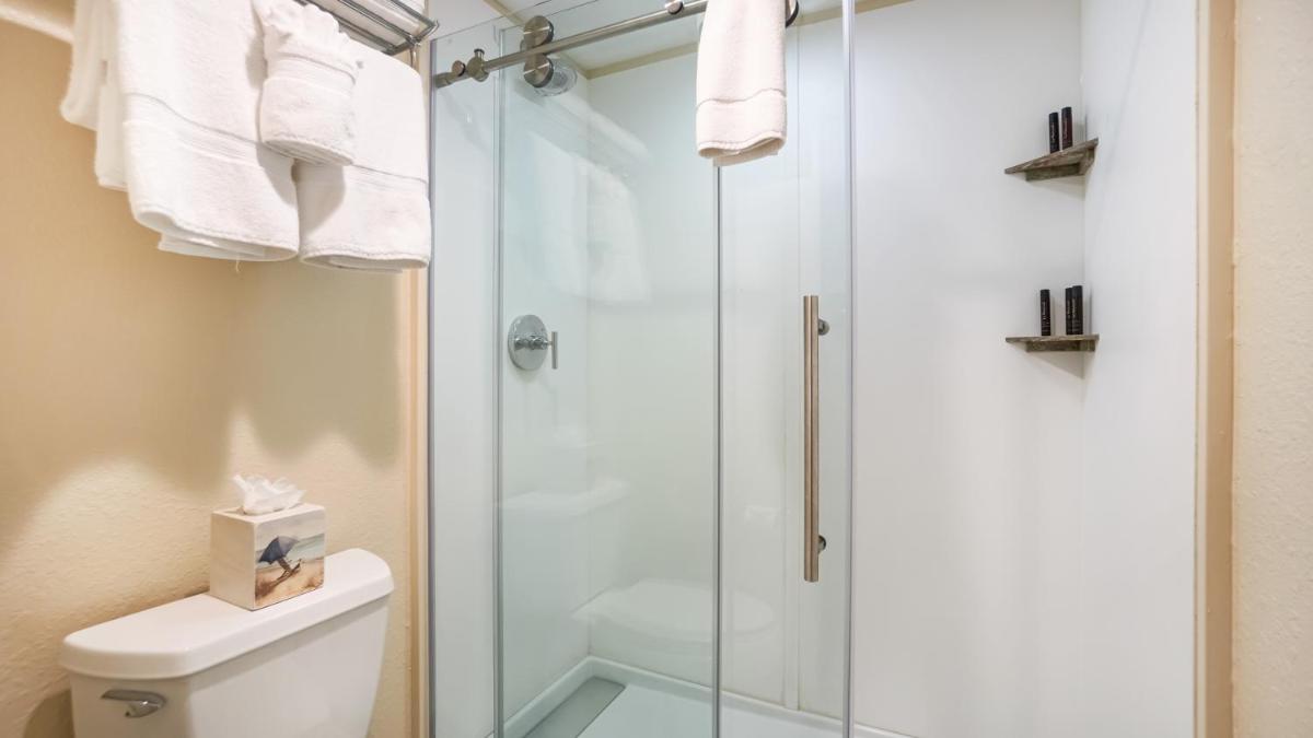 Glunz Ocean Beach Hotel and Resort - image 7