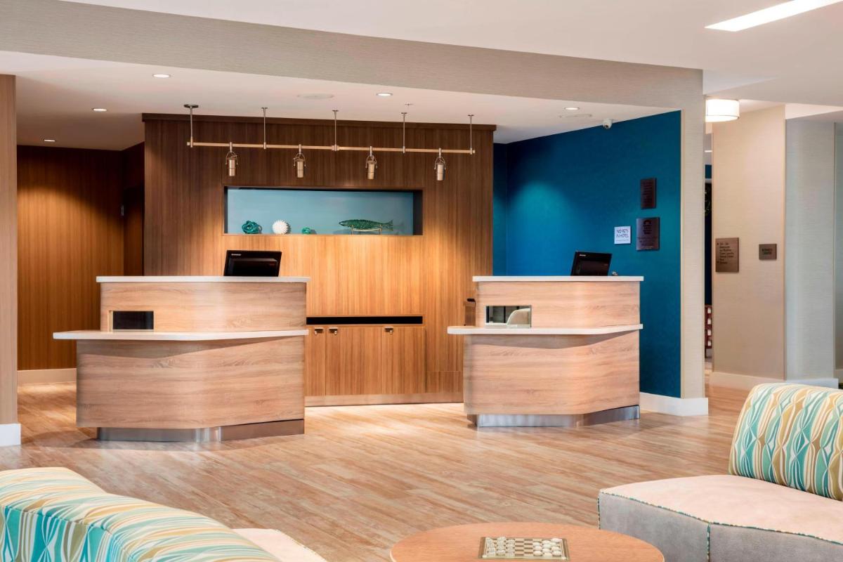 Courtyard by Marriott Marathon Florida Keys - image 3