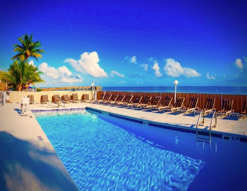 Key Colony Beach Motel - image 10