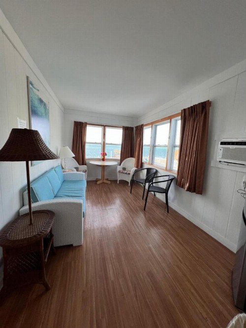 Key Colony Beach Motel - image 16