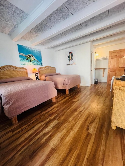 Key Colony Beach Motel - image 20