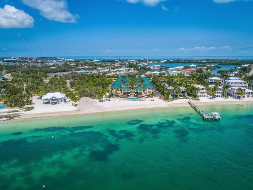 Coco Plum Beach & Tennis Club & Marina - image 10