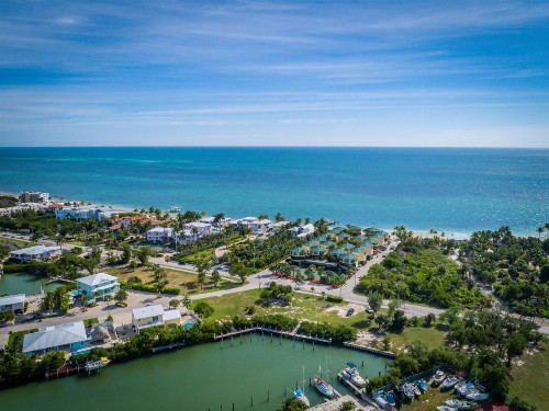 Coco Plum Beach & Tennis Club & Marina - image 2