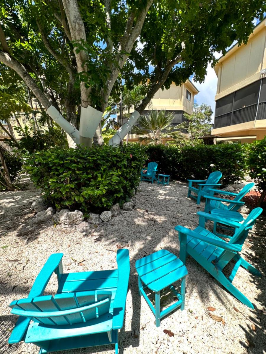 Coco Plum Beach & Tennis Club & Marina - image 4