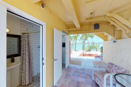 Book Key Harbor Apt #1 - image 5