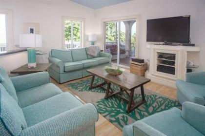 Big Kahuna 5bed/4bath updated home with private pool & dockage - image 12