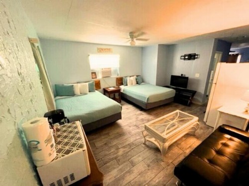 Conch Key Fishing Lodge & Marina - image 25