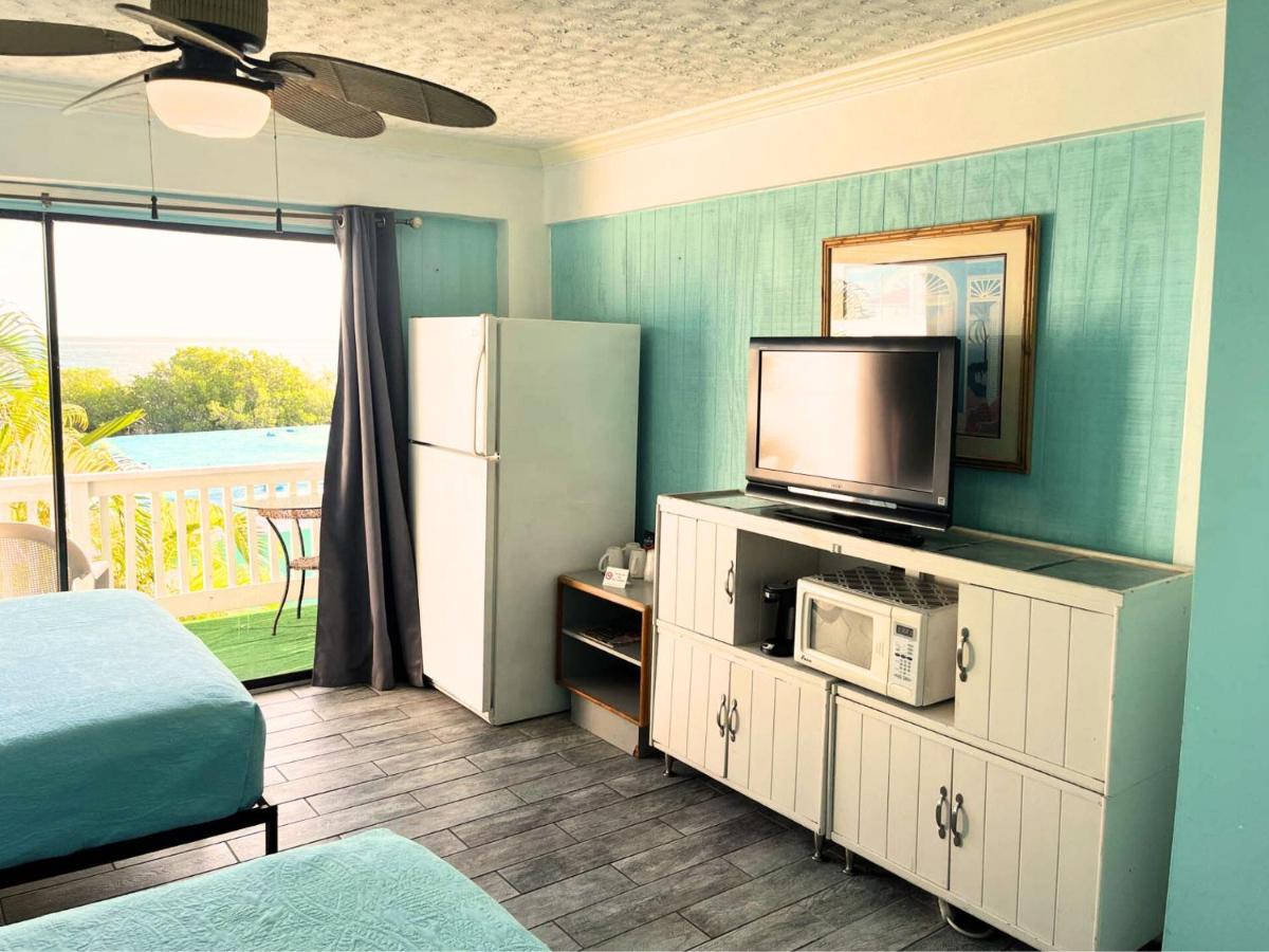 Conch Key Fishing Lodge & Marina - image 3