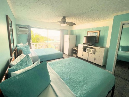 Conch Key Fishing Lodge & Marina - image 7