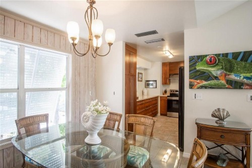 On Location 3bed 3bath updated single family with private pool dockage - image 7