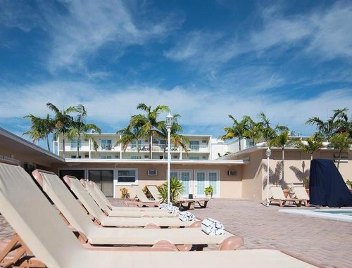 Friendly Tropical Resort Suite and Marina in Marathon - One Bedroom #1 - image 10