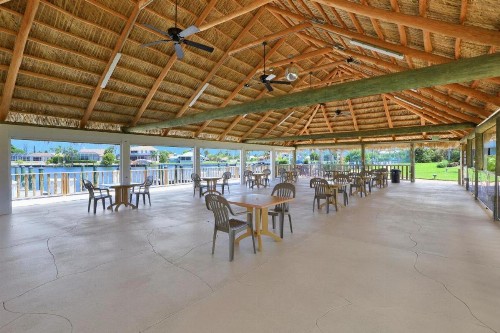 South Seas East C-307 - image 31