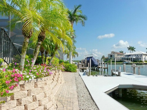 961 Hyacinth Court - image 13