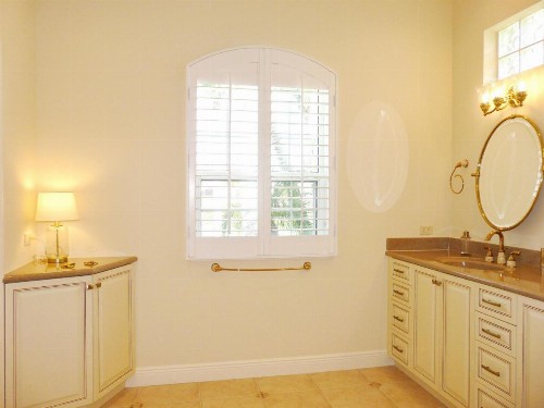 961 Hyacinth Court - image 3