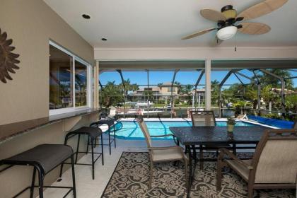 Waterfront Playground in Paradise Awaits!