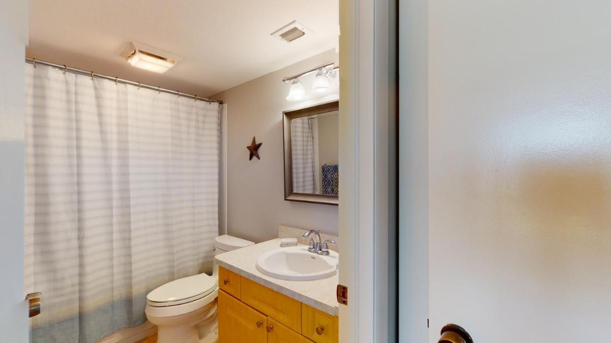 South Seas Tower 3 #1005 - Beachfront 2/2 Long Beach Views! - image 6