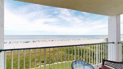 Apollo #509 - Beachfront 1/1 - image 6