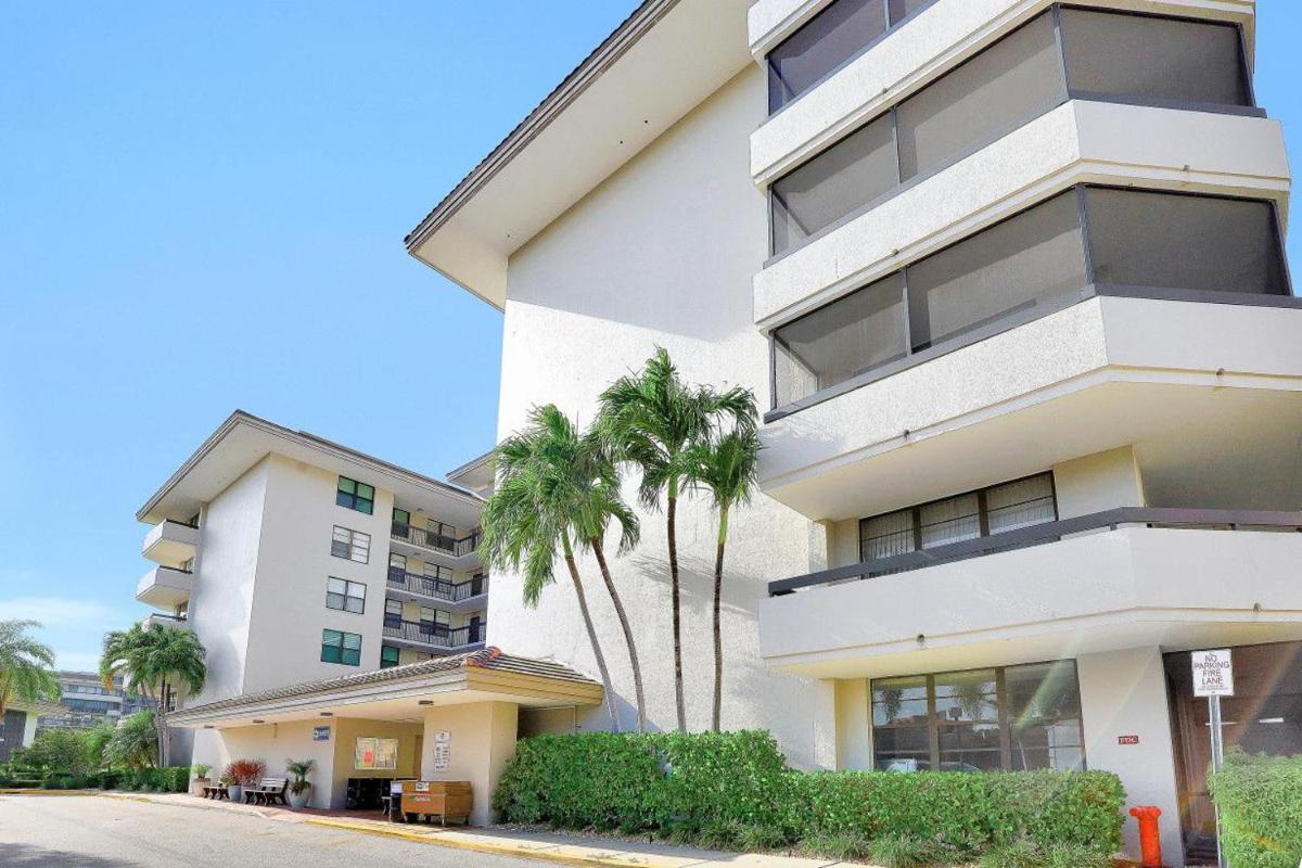 South Seas East A-201 - image 7