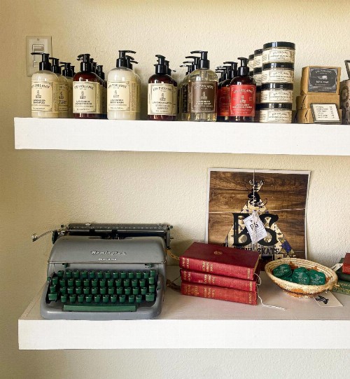 Thunderbird Hotel Marfa - image 10