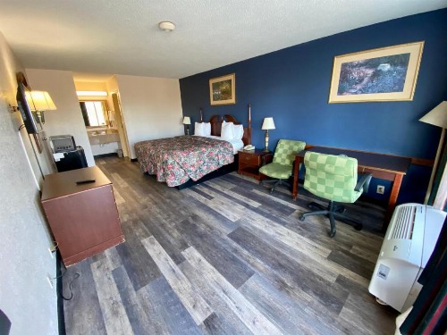 America's Best Value Inn - image 29