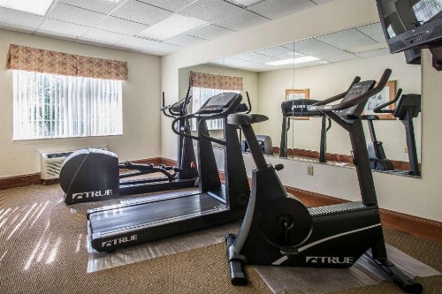 Econo Lodge Inn & Suites - Marianna - image 17