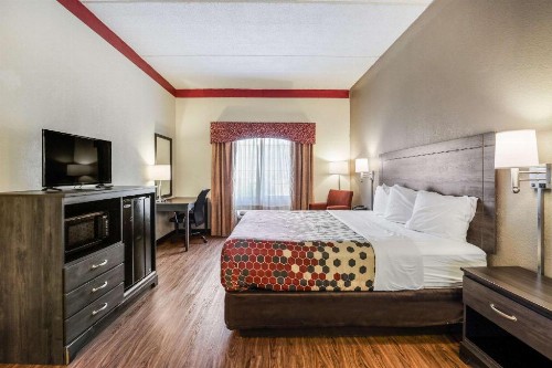 Econo Lodge Inn & Suites - Marianna - image 29