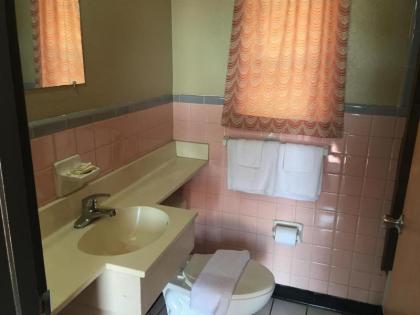 Best Value Inn Motel Sandusky - image 11