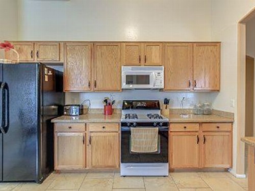 Karsten Home - image 4