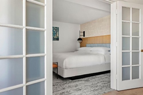 Marina del Rey Marriott - image 19
