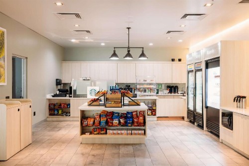 Hotel MDR Marina del Rey- a DoubleTree by Hilton - image 2