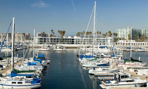 Marina del Rey Hotel - image 11