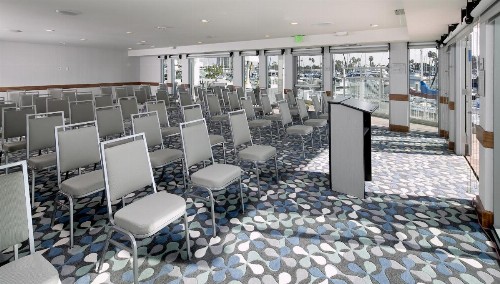 Marina del Rey Hotel - image 18