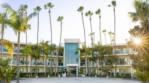 Marina del Rey Hotel - image 3