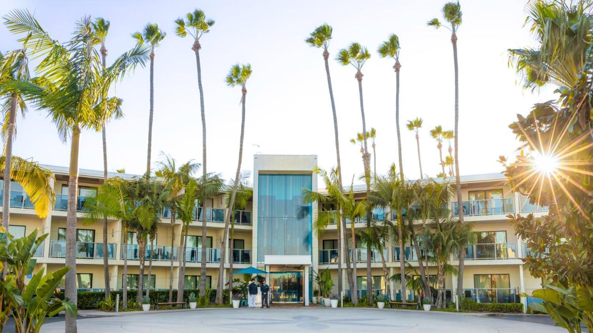 Marina del Rey Hotel - image 3