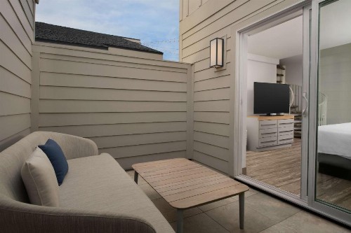 Hilton Garden Inn Los Angeles Marina Del Rey - image 29