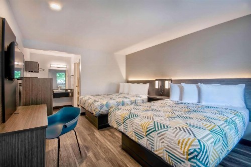 Motel 6-Marina CA - Monterey - image 15