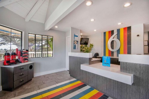 Motel 6-Marina CA - Monterey - image 18