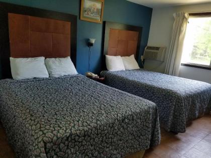 tarragon motel marinette Wisconsin