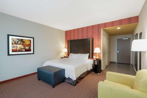 Hampton Inn Marion - image 18