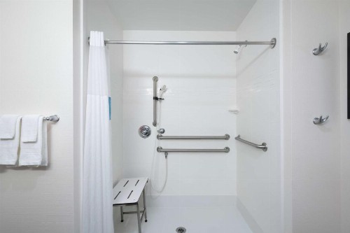 Hampton Inn Marion - image 24