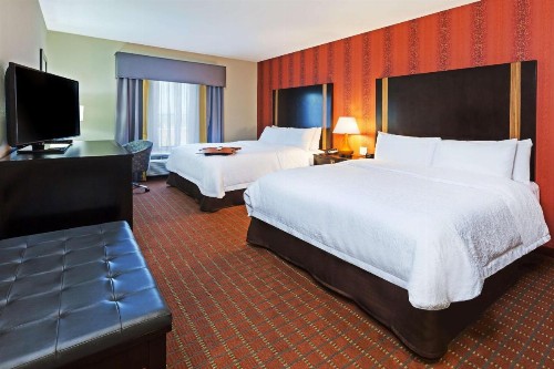 Hampton Inn Marion - image 26