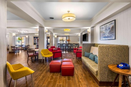 Hampton Inn Marion - image 11