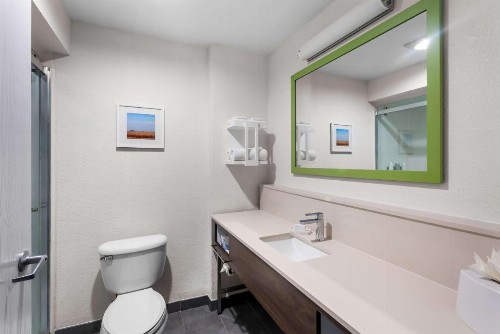 Hampton Inn Marion - image 12
