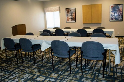 Hampton Inn Marion - image 15