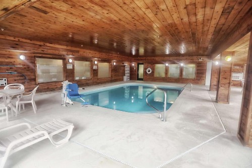 Hampton Inn Marion - image 17
