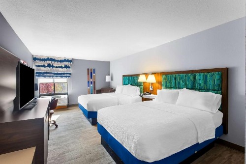 Hampton Inn Marion - image 28