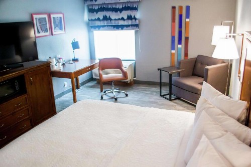 Hampton Inn Marion - image 48