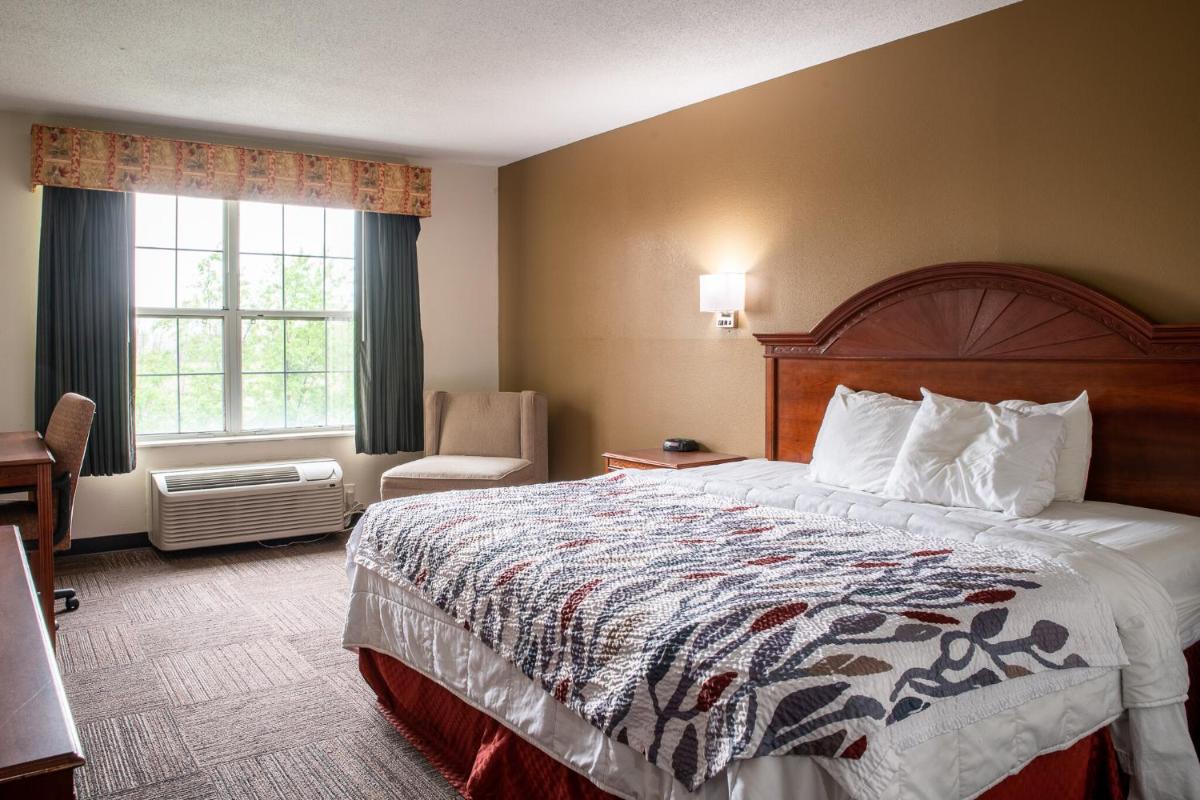 FairBridge Inn & Suites Marion - image 2